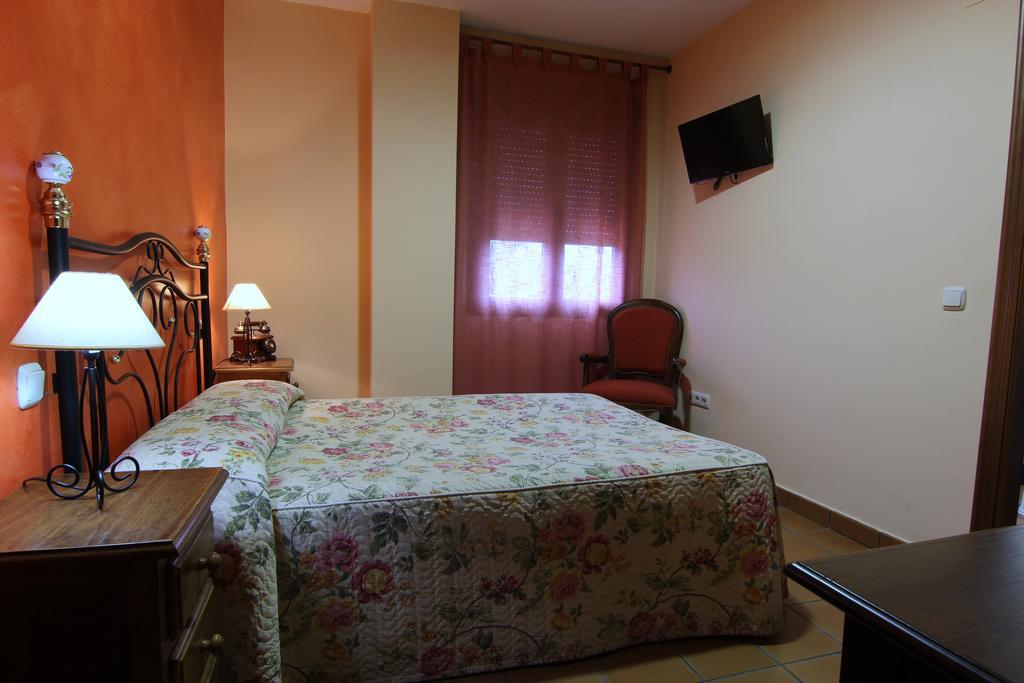 Hotel Rural Hojaranzos Tejeda de Tiétar Kültér fotó
